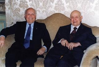 Intervento del Presidente della Repubblica alla cerimonia per il 90° compleanno del senatore a vita Francesco De Martino. Roma, Palazzo Giustiniani