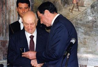 Intervento del Presidente della Repubblica alla cerimonia per il 90° compleanno del senatore a vita Francesco De Martino. Roma, Palazzo Giustiniani