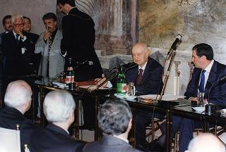 Intervento del Presidente della Repubblica alla cerimonia per il 90° compleanno del senatore a vita Francesco De Martino. Roma, Palazzo Giustiniani