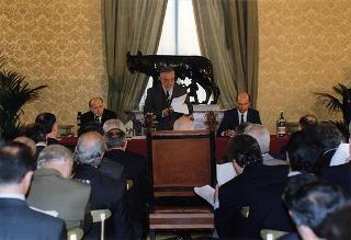 Intervento alla cerimonia di presentazione della relazione annuale del Garante per la Radiodiffusione e l'Editoria. Roma, Camera dei Deputati