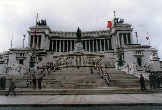 Roma, Altare della Patria: deposizione di una corona d'alloro da parte del Presidente della Repubblica in occasione della Festa Nazionale della Repubblica