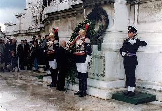Roma, Altare della Patria: deposizione di una corona d'alloro da parte del Presidente della Repubblica in occasione della Festa Nazionale della Repubblica