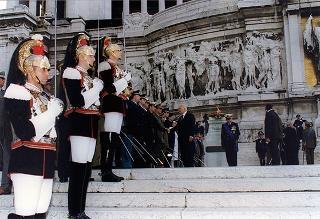 Roma, Altare della Patria: deposizione di una corona d'alloro da parte del Presidente della Repubblica in occasione della Festa Nazionale della Repubblica