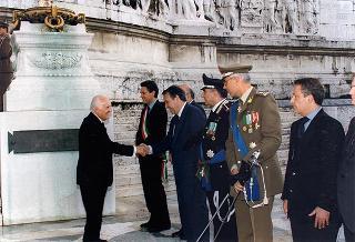 Roma, Altare della Patria: deposizione di una corona d'alloro da parte del Presidente della Repubblica in occasione della Festa Nazionale della Repubblica