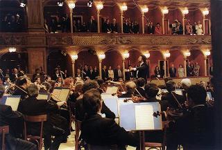 Roma, Teatro dell'Opera: intervento del Presidente della Repubblica al Concerto dell'Orchestra Sinfonica Nazionale della RAI, diretta dal Maestro Giuseppe Sinopoli, in occasione della Festa Nazionale della Repubblica