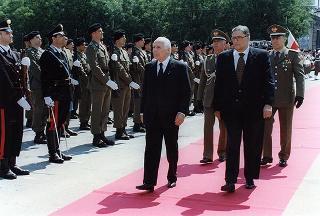 Alessandria: visita del Presidente della Repubblica in occasione della cerimonia di consegna della Medaglia d'Oro al Valor Militare al Gonfalone della Provincia