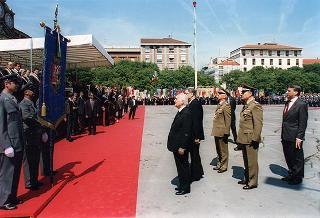 Alessandria: visita del Presidente della Repubblica in occasione della cerimonia di consegna della Medaglia d'Oro al Valor Militare al Gonfalone della Provincia