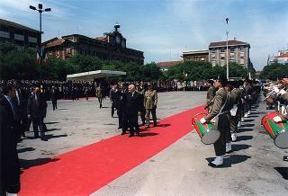 Alessandria: visita del Presidente della Repubblica in occasione della cerimonia di consegna della Medaglia d'Oro al Valor Militare al Gonfalone della Provincia