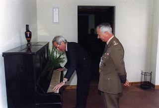Alessandria: visita del Presidente della Repubblica in occasione della cerimonia di consegna della Medaglia d'Oro al Valor Militare al Gonfalone della Provincia