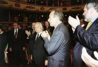 Alessandria: visita del Presidente della Repubblica in occasione della cerimonia di consegna della Medaglia d'Oro al Valor Militare al Gonfalone della Provincia