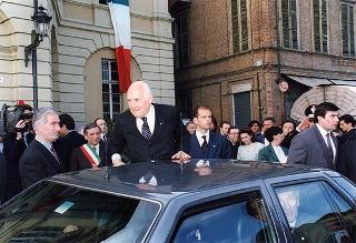 Alessandria: visita del Presidente della Repubblica in occasione della cerimonia di consegna della Medaglia d'Oro al Valor Militare al Gonfalone della Provincia