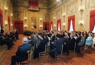 On. Bartolo Ciccardini, presidente dell'Associazione dei ristoranti italiani nel mondo "Ciao Italia", con una delegazione del sodalizio