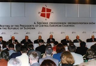 Portorose, Pirano (Slovenia): intervento del Presidente della Repubblica al Vertice dei Capi di Stato dei Paesi Centro-Europei