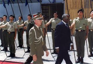 Incontro e successiva colazione con il Presidente della Repubblica dell'Angola Josè Edoardo Dos Santos