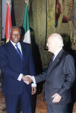 Incontro e successiva colazione con il Presidente della Repubblica dell'Angola Josè Edoardo Dos Santos