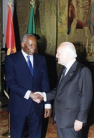 Incontro e successiva colazione con il Presidente della Repubblica dell'Angola Josè Edoardo Dos Santos