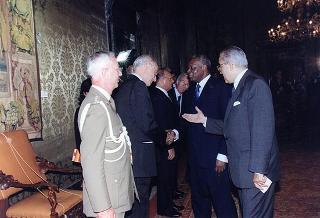 Incontro e successiva colazione con il Presidente della Repubblica dell'Angola Josè Edoardo Dos Santos