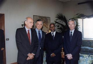 Incontro e successiva colazione con il Presidente della Repubblica dell'Angola Josè Edoardo Dos Santos