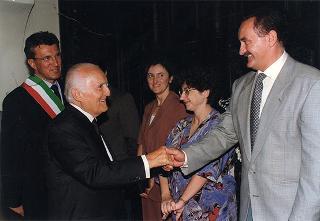 Intervento del Presidente della Repubblica Scalfaro alla 4^ celebrazione della ricognizione delle reliquie dei Santi Patroni, a Suno (Novara)