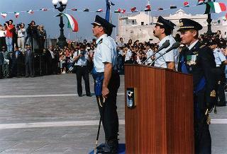 Taranto: intervento alla cerimonia di giuramento degli Allievi della Scuola Addestramento Reclute dell'Aeronautica Militare e successiva esibizione della P.A.N. Frecce Tricolori