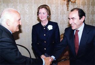 Sen. Patrizia Toia, sottosegretario di Stato agli affari esteri, con una delegazione di borsisti americani della Commissione Fullbright