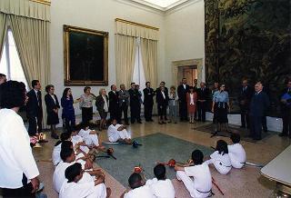 Ragazzi brasiliani interpreti di uno spettacolo realizzato nell'ambito del progetto "Capoeira"
