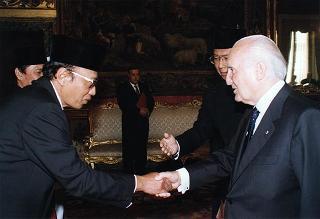 Soendaroe Rachmad, nuovo ambasciatore della Repubblica d'Indonesia: presentazione lettere credenziali