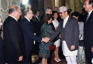 Incontro del Presidente della Repubblica con S. M. il Re del Nepal Birendra Bir Bikram Shah dev, accompagnato dalla Regina Aishwarya Rajya Laxmi Devi Shah