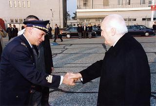 Giaveno (Torino): consegna della Medaglia d'Argento al Valor Militare al Gonfalone del Comune di Giaveno per attività partigiana in collaborazione con le popolazioni della Val Sangone