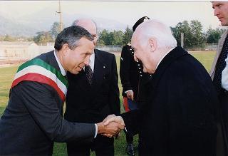 Giaveno (Torino): consegna della Medaglia d'Argento al Valor Militare al Gonfalone del Comune di Giaveno per attività partigiana in collaborazione con le popolazioni della Val Sangone