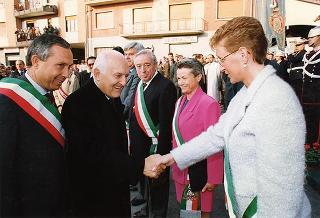 Giaveno (Torino): consegna della Medaglia d'Argento al Valor Militare al Gonfalone del Comune di Giaveno per attività partigiana in collaborazione con le popolazioni della Val Sangone
