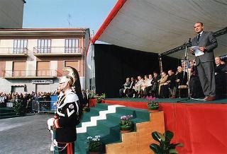 Giaveno (Torino): consegna della Medaglia d'Argento al Valor Militare al Gonfalone del Comune di Giaveno per attività partigiana in collaborazione con le popolazioni della Val Sangone