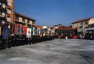 Giaveno (Torino): consegna della Medaglia d'Argento al Valor Militare al Gonfalone del Comune di Giaveno per attività partigiana in collaborazione con le popolazioni della Val Sangone