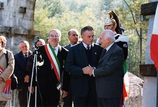 Gravere (Torino): scoprimento di una lapide commemorativa di un'azione partigiana al Ponte dell'Arnodera