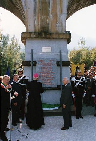 Gravere (Torino): scoprimento di una lapide commemorativa di un'azione partigiana al Ponte dell'Arnodera
