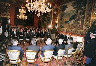 Guido Columba, presidente dell'Unione nazionale cronisti italiani, i vincitori e gli organizzatori del Premio Cronista 1997