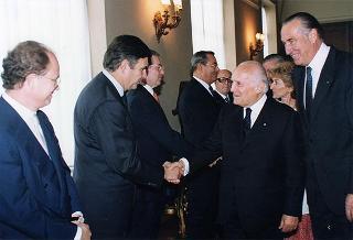 Cerimonia di consegna delle insegne di Cavaliere dell'Ordine "Al Merito del Lavoro" ai Cavalieri del Lavoro nominati il 2 giugno 1997