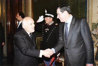 Cerimonia di consegna delle insegne di Cavaliere dell'Ordine "Al Merito del Lavoro" ai Cavalieri del Lavoro nominati il 2 giugno 1997