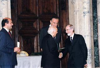 Cerimonia di consegna delle insegne di Cavaliere dell'Ordine "Al Merito del Lavoro" ai Cavalieri del Lavoro nominati il 2 giugno 1997