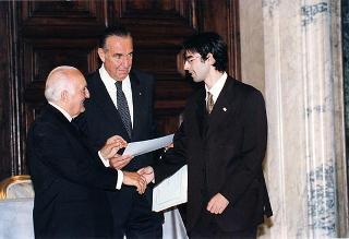 Cerimonia di consegna delle insegne di Cavaliere dell'Ordine "Al Merito del Lavoro" ai Cavalieri del Lavoro nominati il 2 giugno 1997