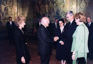 Incontro e successiva colazione in onore del Presidente della Repubblica d'Albania e della signora Medjani