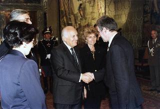 Incontro e successiva colazione in onore del Presidente della Repubblica d'Albania e della signora Medjani