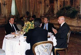Incontro e successiva colazione in onore del Presidente della Repubblica d'Albania e della signora Medjani