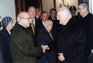 Deposizione di una corona d'alloro sulla lapide dei Caduti del Quirinale, in occasione del Giorno dell'Unità nazionale
