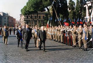 Roma, Piazza Venezia: deposizione di una corona d'alloro all'Altare della Patria, in occasione del Giorno dell'Unità nazionale