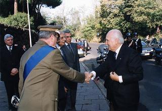 Roma, Mausoleo Ardeatino: deposizione di una corona d'alloro, in occasione del Giorno dell'Unità nazionale