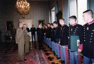 Delegazione di ufficiali ed allievi dell'Accademia Militare di Modena, in servizio di guardia d'onore al Palazzo del Quirinale