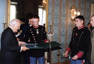 Delegazione di ufficiali ed allievi dell'Accademia Militare di Modena, in servizio di guardia d'onore al Palazzo del Quirinale