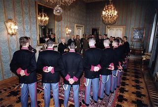 Delegazione di ufficiali ed allievi dell'Accademia Militare di Modena, in servizio di guardia d'onore al Palazzo del Quirinale