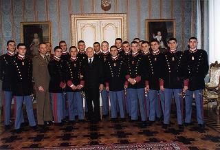 Delegazione di ufficiali ed allievi dell'Accademia Militare di Modena, in servizio di guardia d'onore al Palazzo del Quirinale
